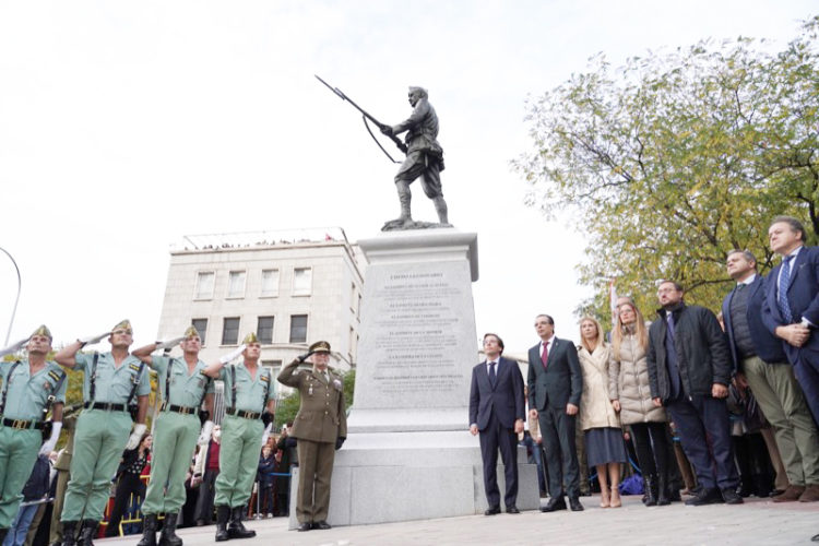 legionarios-inauguracion-estatua-madrid-002