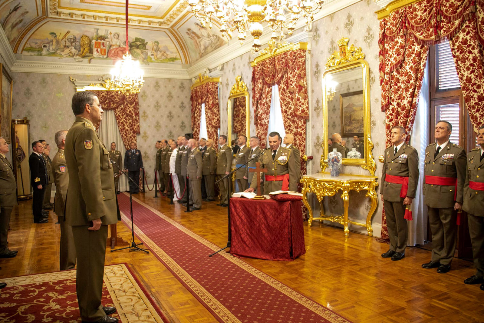 toma-posesion-general-salom-herrera (2)