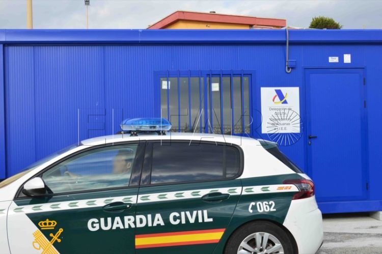 guardia-civil-aduanas-frontera-001