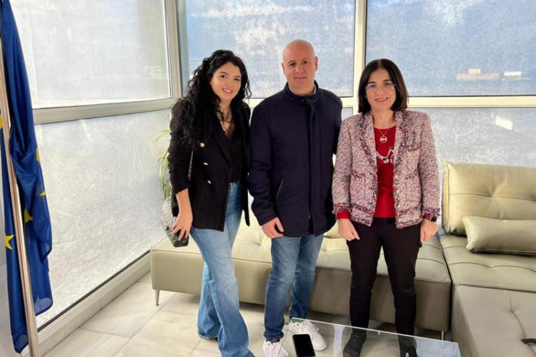 gutierrez-hanan-ministra-sanidad-carolina-darias-002