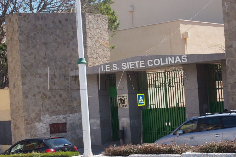 instituto-siete-colinas-ceuta-puerta