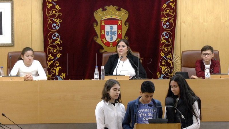 pleno-escolar-palacio-asamblea-028