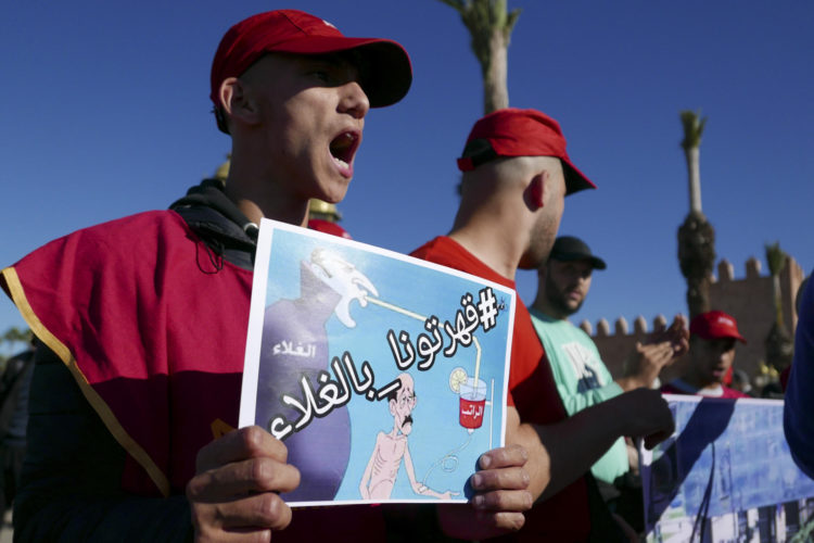 Miles de personas protestan en Rabat contra la inflación y la represión
