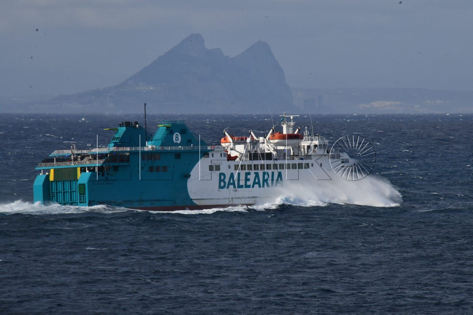 barcos-temporal-estrecho