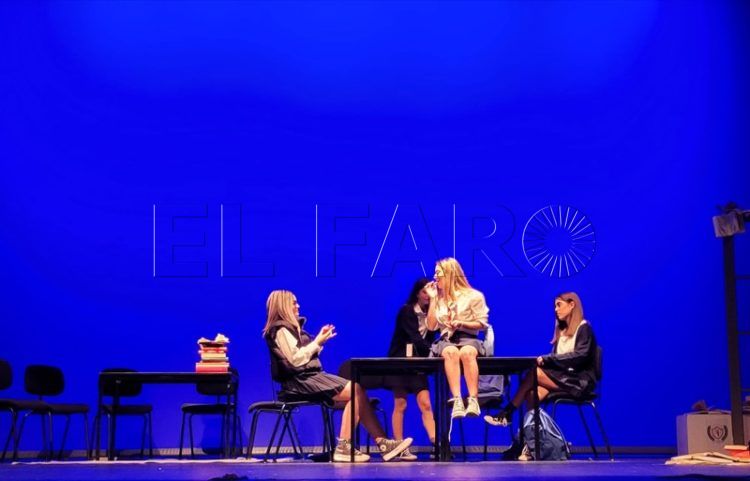obra-punk-rock-teatro-revellin-005