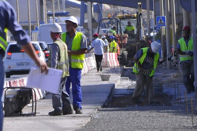 obras-construccion-operarios