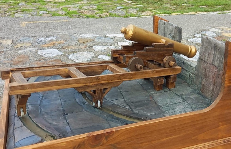 replica-canon-bronce-museo-desnarigado-002