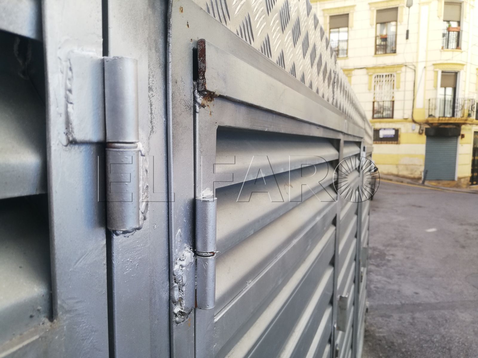 contenedores-basura-plaza-mina