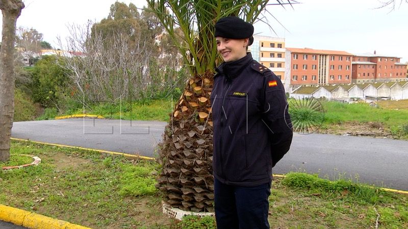 capitan-dominguez-compania-mar-dia-mujer-007