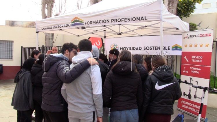 centro-integrado-fp-celebra-feria-desarrollo-sostenible-016