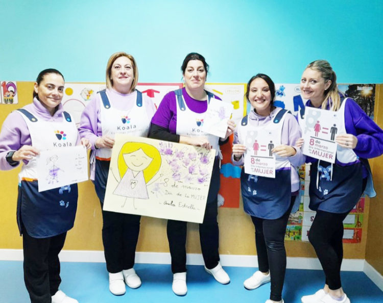 pecera-escuela-infantil-dia-mujer-004