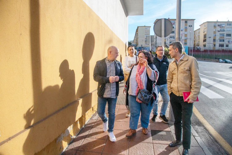 psoe-visita-barriada-virgen-palma-005