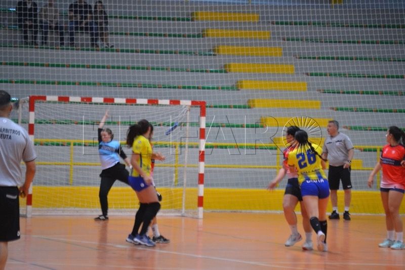 partido-balonmano-estudiantes-universidad-granada-005