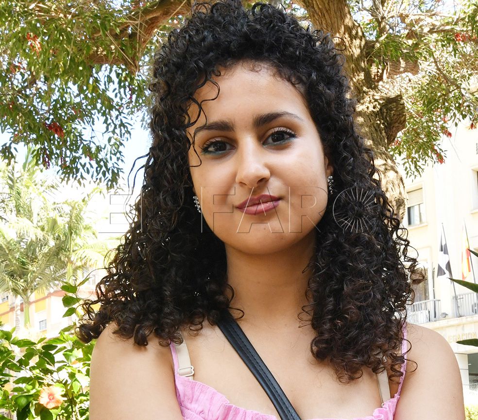 amal-mohamed-joven-vota-primera-vez-elecciones