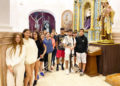 camoens-visitan-iglesia-africa-2