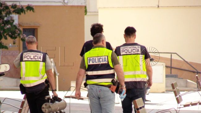 detenido-policia-nacional-miramar-bajo-pornografia-1