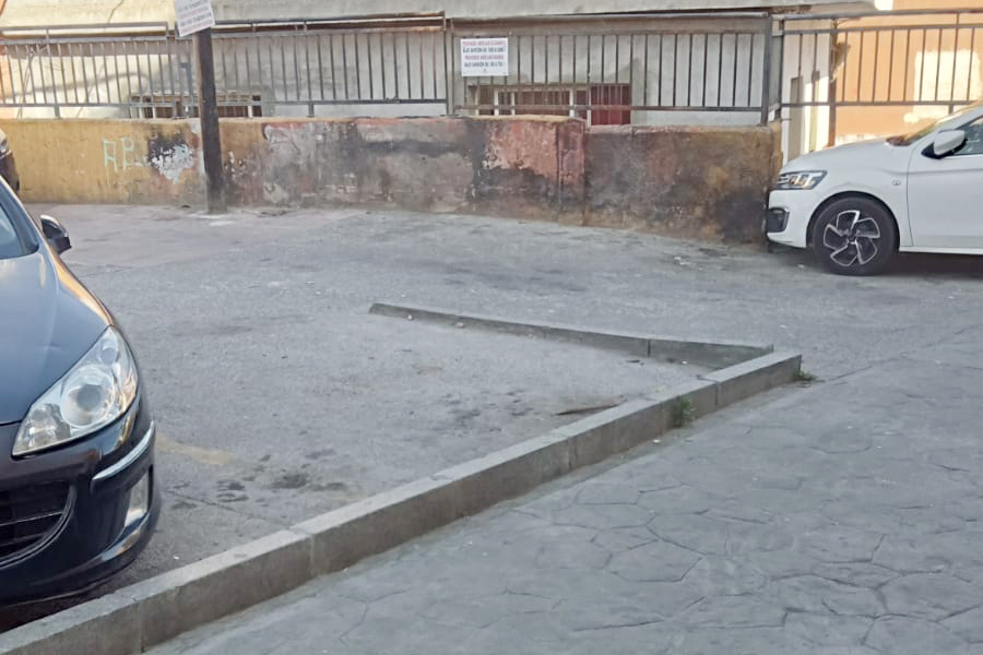 jovenes-principe-limpian-basura-plazoleta-1