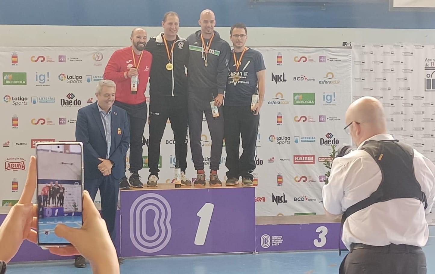 nizar-halim-karate-campeonato-veteranos-3
