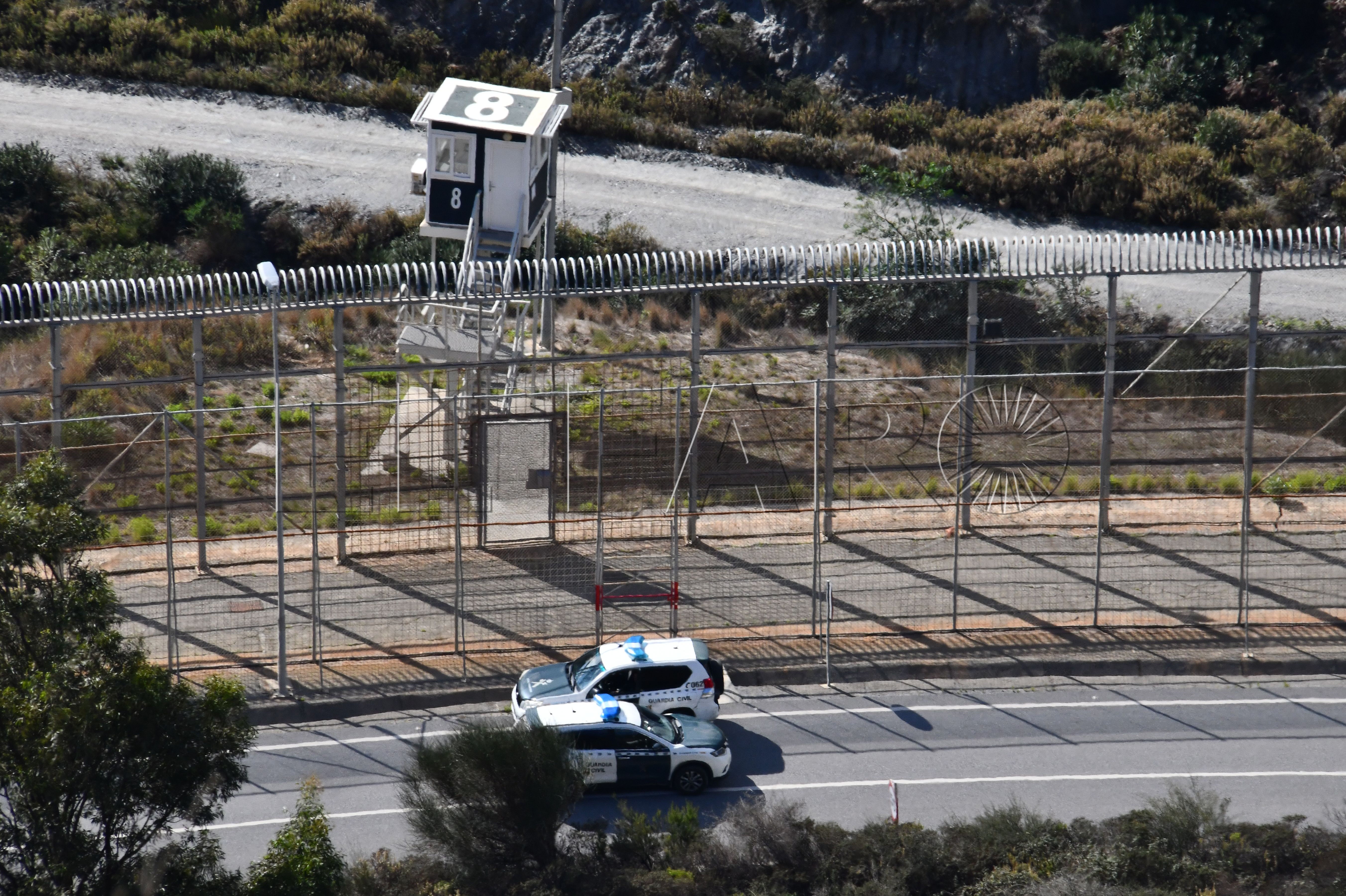valla-guardia-civil
