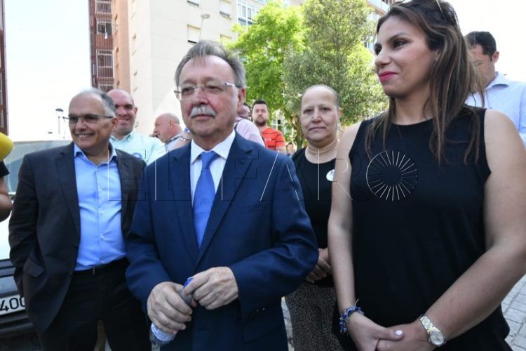 vivas-promete-multiplicar-esfuerzo-educacion-ascensor-social-28m-elecciones-004