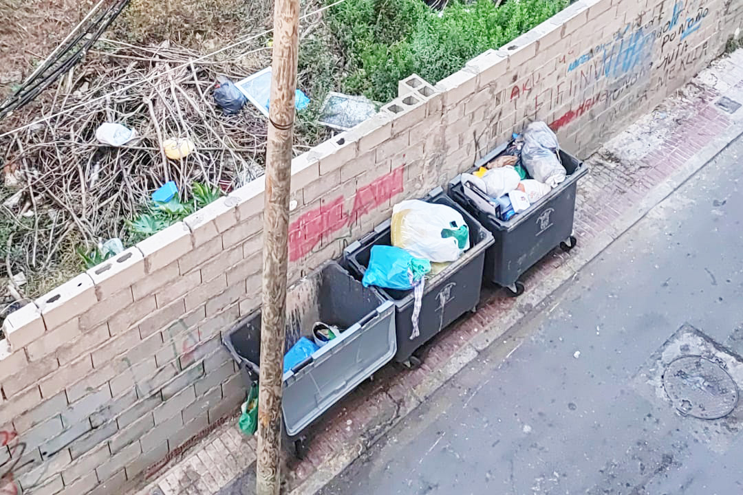 basura-solar-abandonado-pasaje-recreo-calle-isidoro-martinez-2