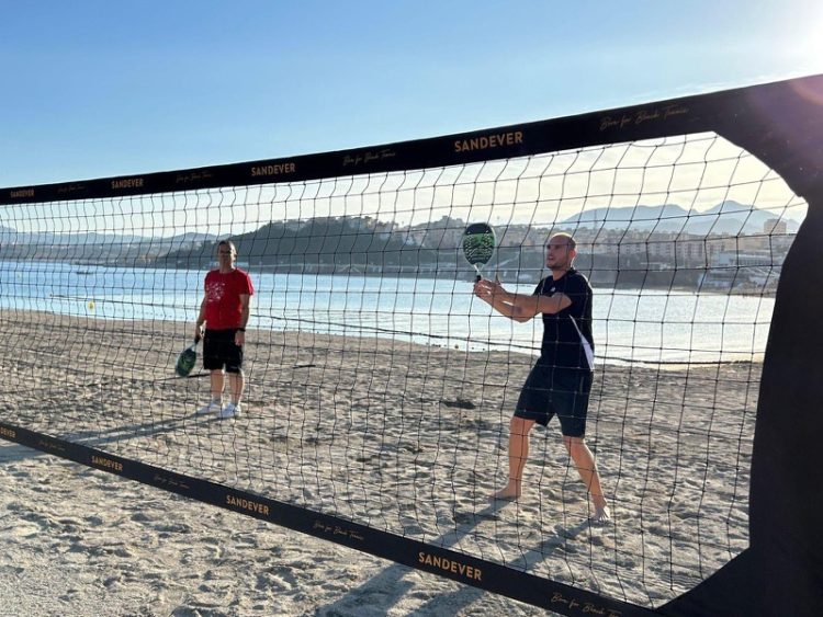ceuta-presente-campeonato-autonomico-tenis-playa-001