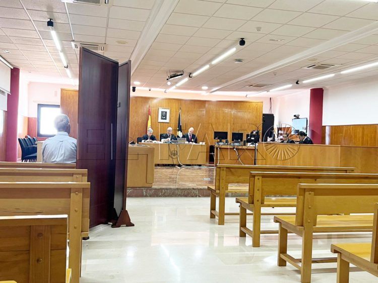 juicio-audiencia-abusos-sexuales-profesor-particular