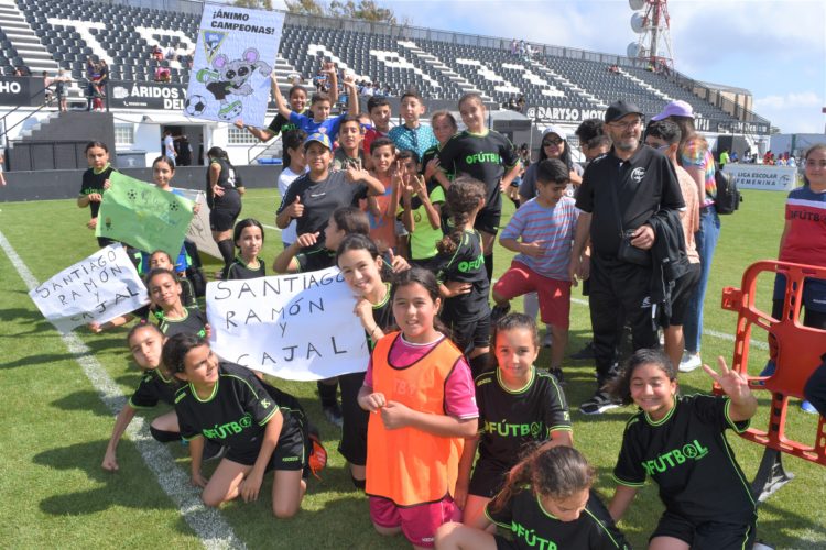 reconocimientos-federacion-futbol-liga-ecolar-femenina-12