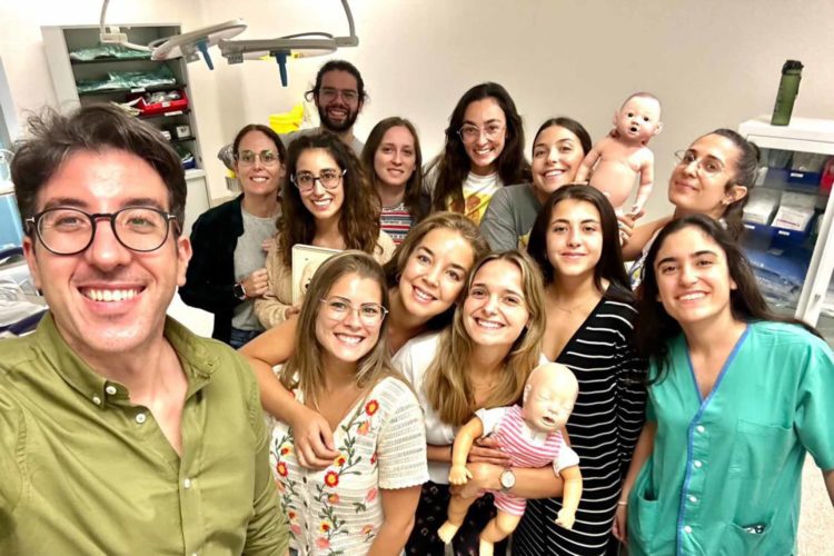 residentes-matrona-formadas-rcp-neonatal-paritorio