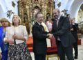 vivas-baston-mando-ciudad-virgen-africa-2