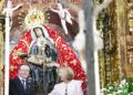 vivas-baston-mando-ciudad-virgen-africa-9