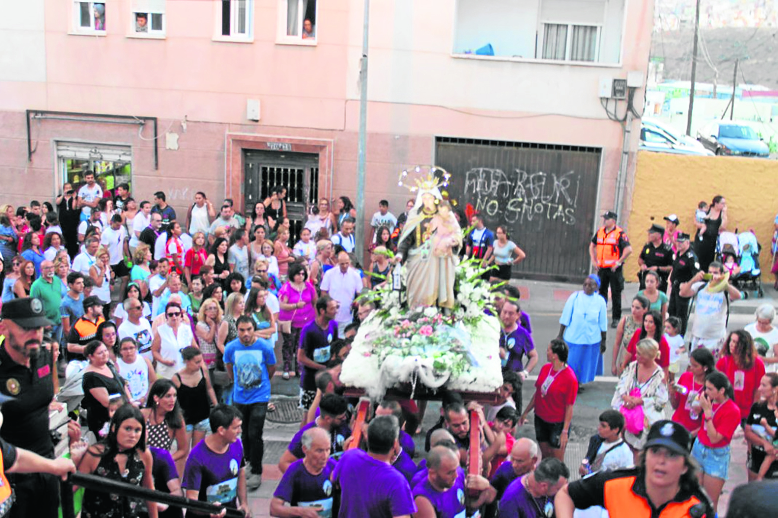 escalera-filomena-leon-hernandez-virgen-carmen-3