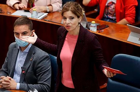 hana-jalloul-secretaria-politica-internacional-cooperacion-psoe-1