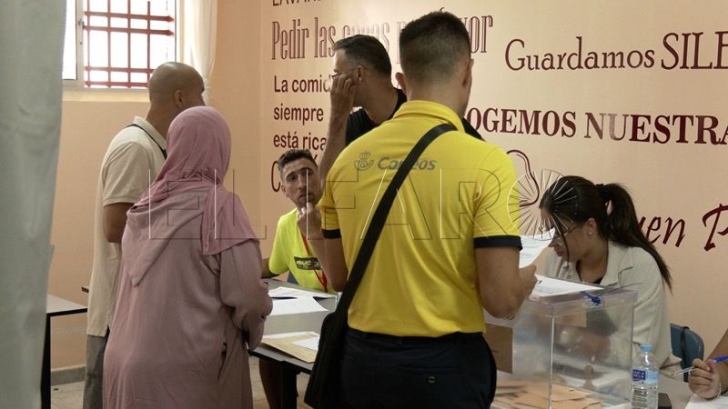 jornada-repartida-urnas-playa-elecciones-generales-23j-004