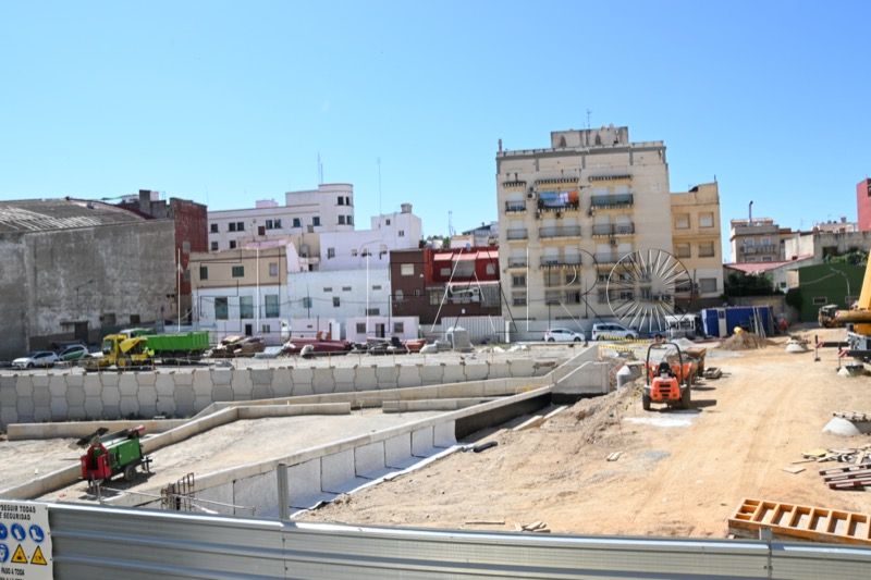 obras-plaza-nicaragua-prosiguen-prevision-acaben-octubre-014