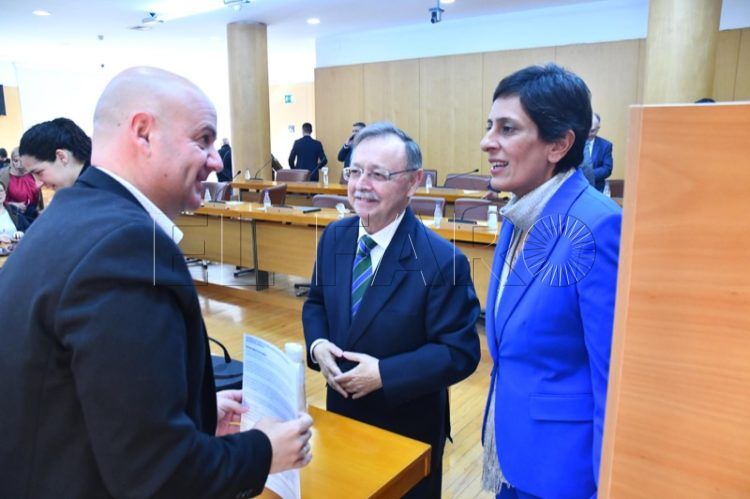 pp-psoe-vuelven-coquetear-negocian-compromiso-001