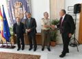 salvador-bentolila-entrega-medalla-cruz-orden-isabel-catolica-delegacion-10