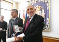 salvador-bentolila-entrega-medalla-cruz-orden-isabel-catolica-delegacion-31