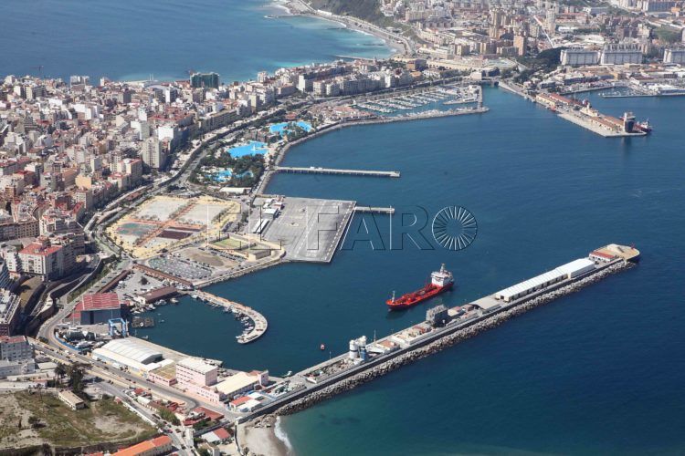 vista-global-centro-ceuta-puerto-750x500-1