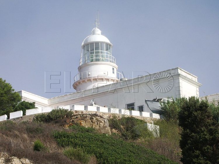 faro-punta-almina