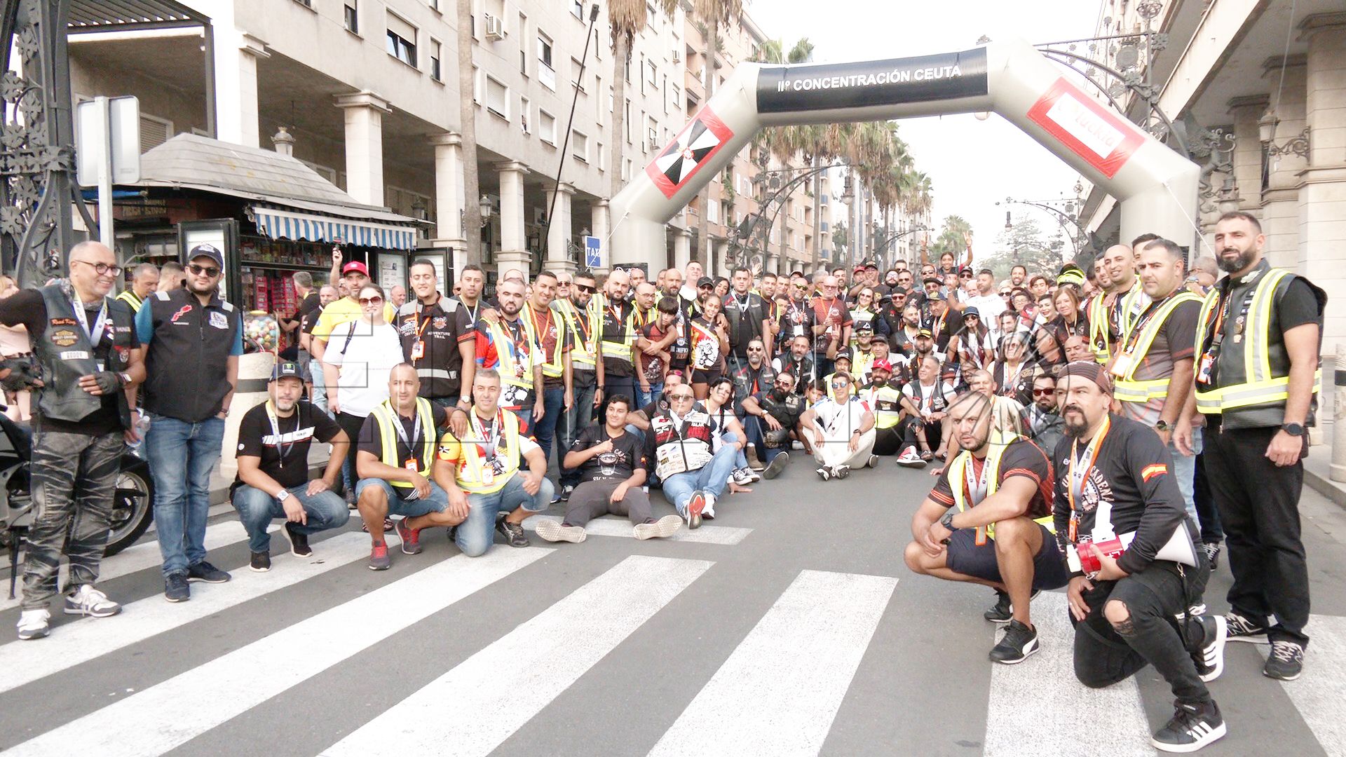 concentracion-motos-minuto-silencio-terremoto-marruecos
