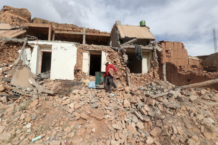 escombros-terremoto-marruecos-1