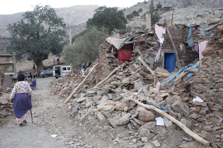 escombros-terremoto-marruecos