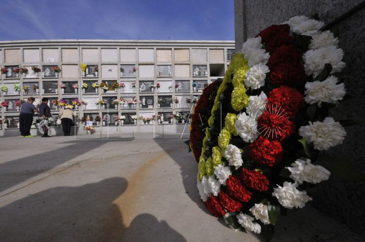 flores-cementerio-santa-catalina