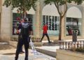 policia-nacional-local-maleta-abandonada-plaza-correos-4