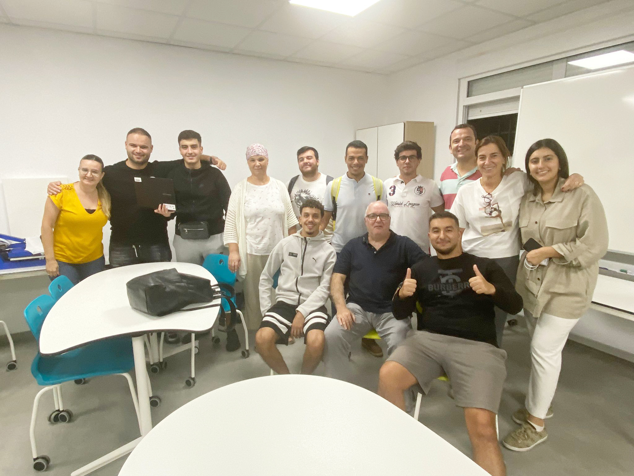 alumnos-cifp-participan-hackathon-problemas-globales-7