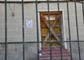 carteles-prohibicion-entrada-hospital-cruz-roja-3