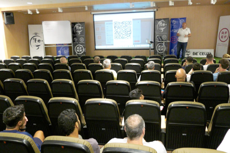 cursos-entrenadores-ciudad-futbol-federacion