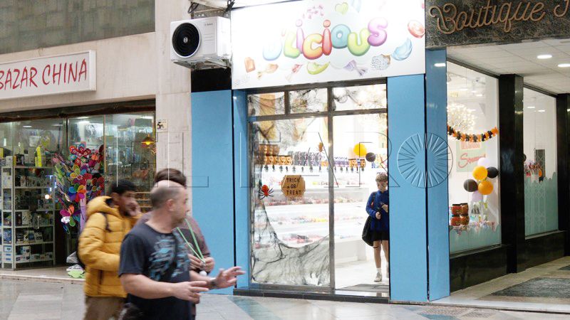 dlicius-tienda-chucherias-aclarada