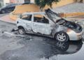 incendio-coche-quemado-pabellon-libertad-4